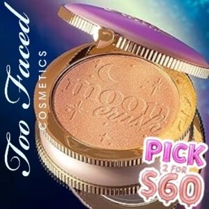 Too Faced Moon Crush Highlighter in Summer Moon (Bronzed Rose Gold)
